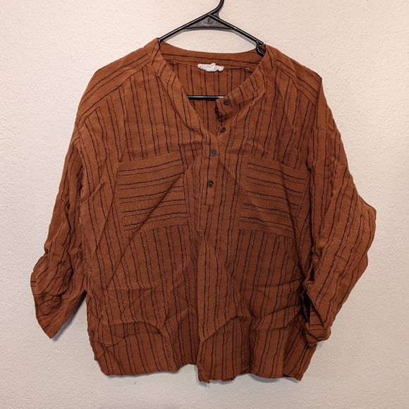 Mod Boutique Button Down - Picture 4 of 7